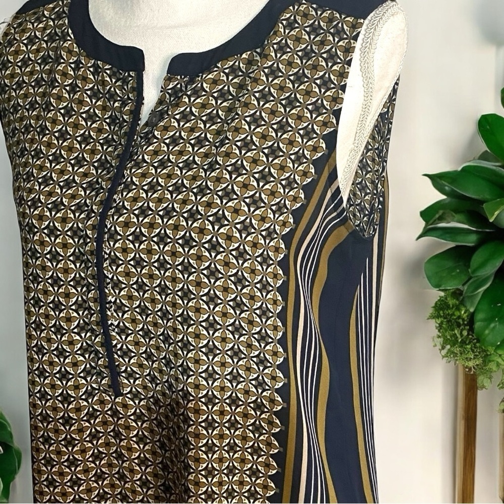 Ann Taylor Loft Navy and Olive Print Lightweight Sleeveless Top